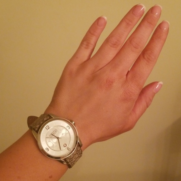 Coach watch - Picture 6 of 7